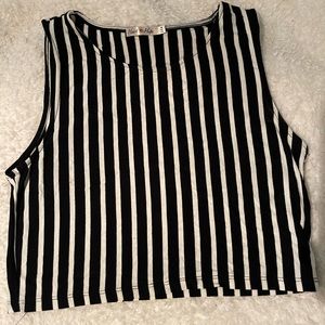 Crop top size M